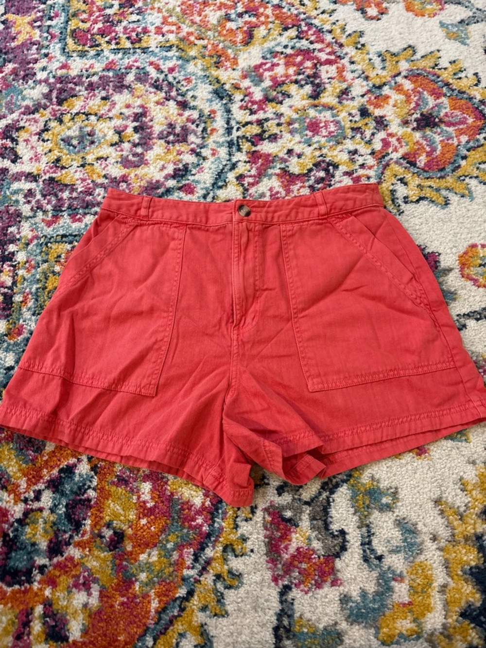 Universal Thread pink shorts
